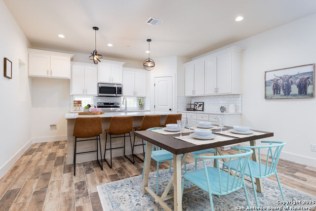 Image 6 of 22 For 2136 Paniolo