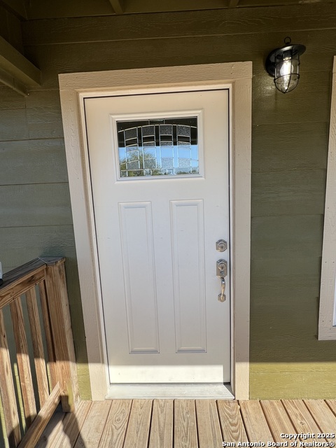 Image 10 of 32 For 516 Schleicher