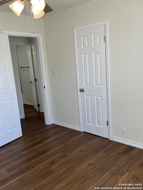 Image 26 of 32 For 516 Schleicher