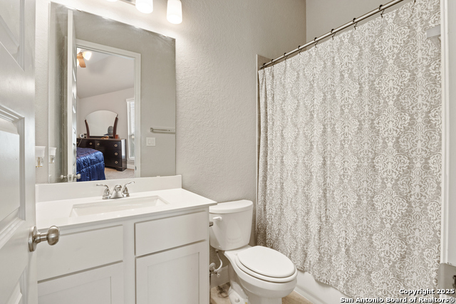 Listing photo id 23 for 14330 Moon Eye Trail