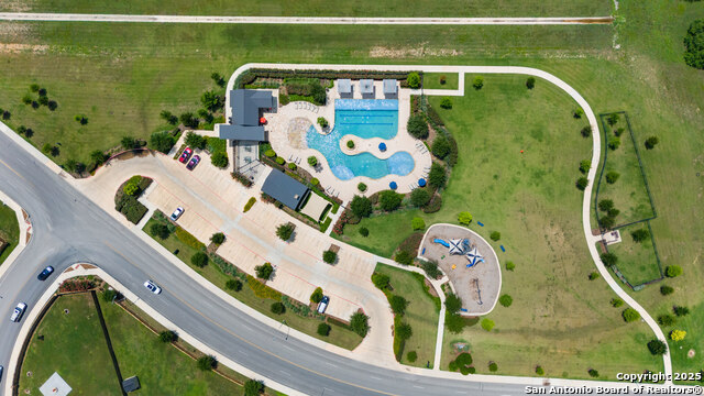 Listing photo id 44 for 14330 Moon Eye Trail