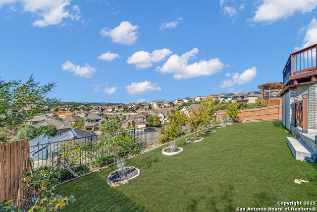 Image 38 of 52 For 7634 Hays Hill