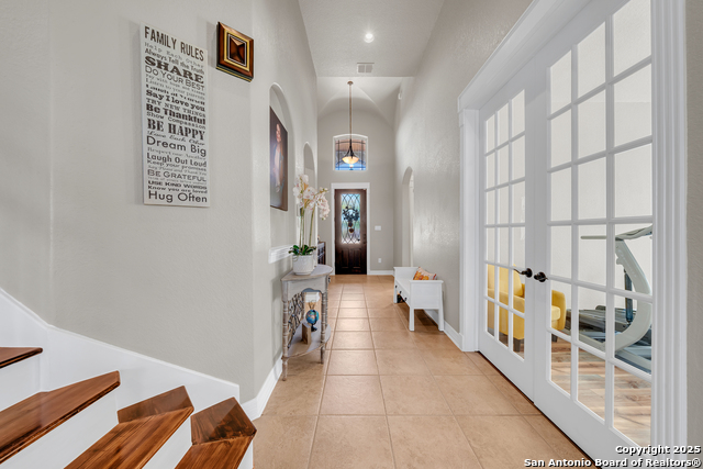 Image 6 of 52 For 7634 Hays Hill