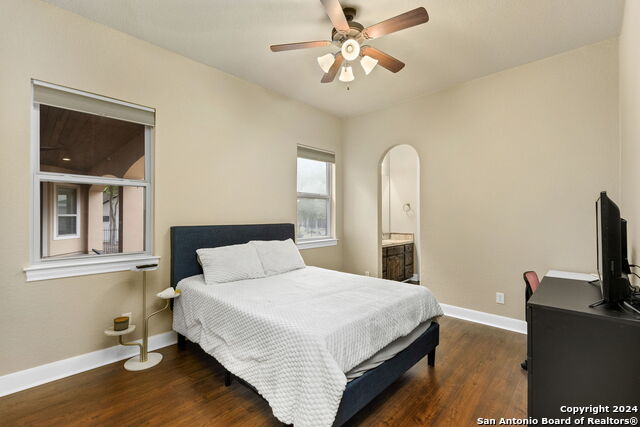 Listing photo id 35 for 8415 Wild Wind Park