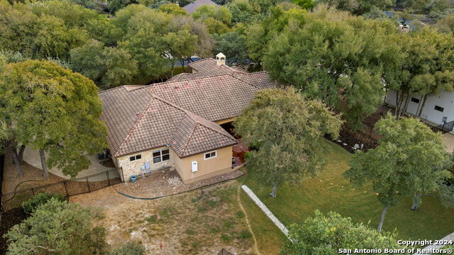 Listing photo id 53 for 8415 Wild Wind Park