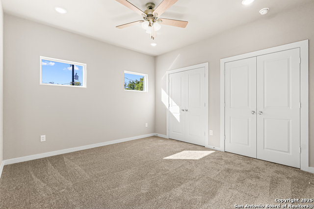 Image 26 of 38 For 851 Porter St