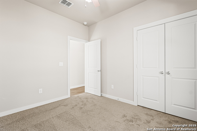 Image 32 of 38 For 851 Porter St