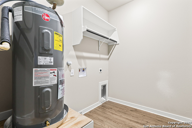 Image 34 of 38 For 851 Porter St