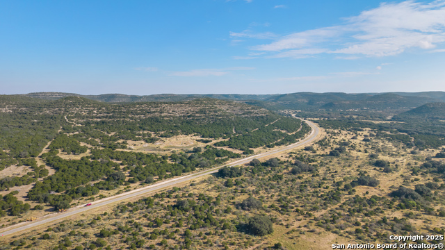 Listing photo id 37 for 000 Ranch Road 2631