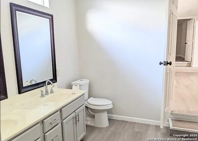 Image 5 of 6 For 1017 Aganier 2