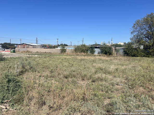 Image 6 of 7 For 135 Cornelia