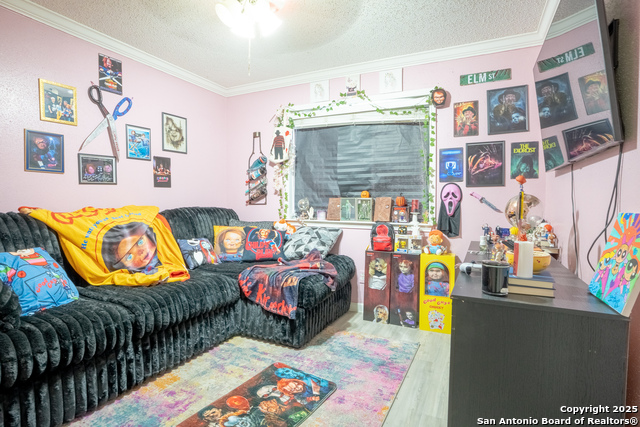 Image 9 of 15 For 5027 Cabin Lake