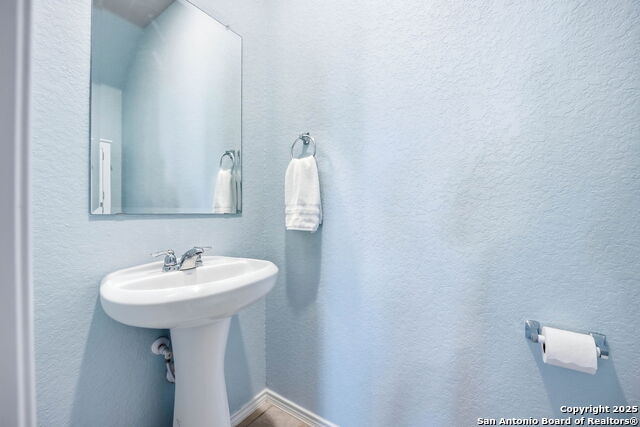 Image 22 of 49 For 5602 Daniel Way