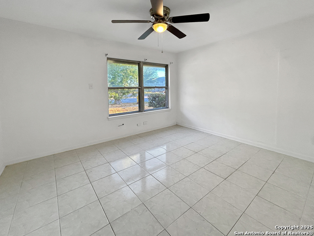 Image 15 of 24 For 546 Creath