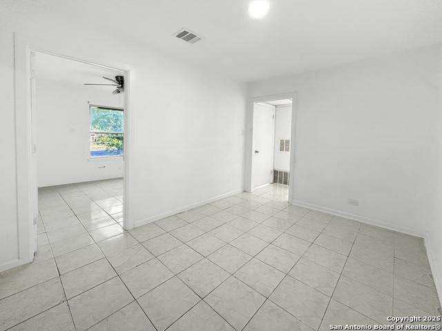 Image 17 of 24 For 546 Creath