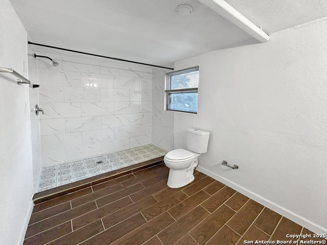 Image 19 of 24 For 546 Creath