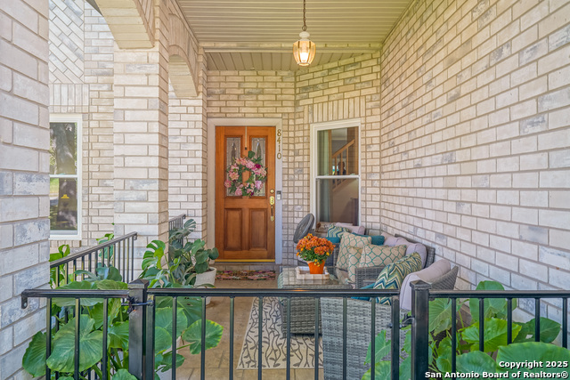 Image 12 of 66 For 8410 Tiguex  