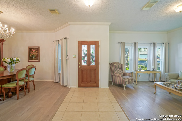 Image 16 of 66 For 8410 Tiguex  