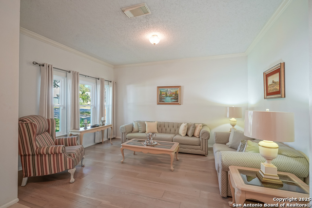 Image 17 of 66 For 8410 Tiguex  