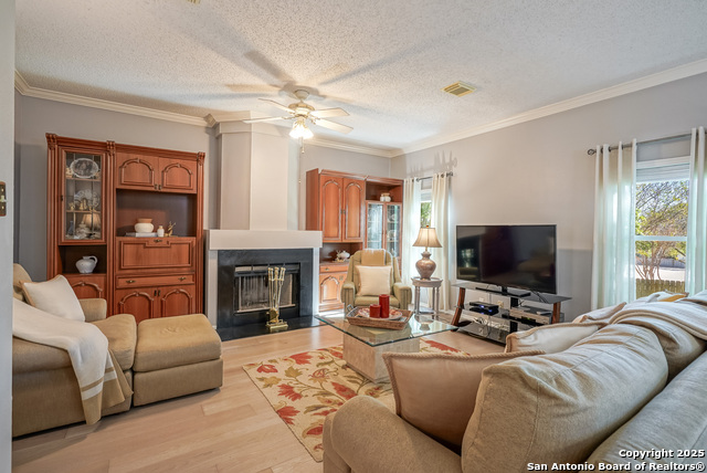 Image 23 of 66 For 8410 Tiguex  