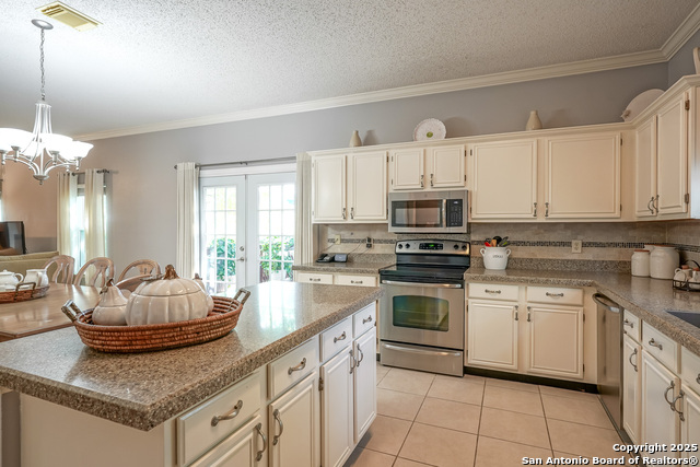 Image 33 of 66 For 8410 Tiguex  