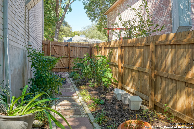 Image 60 of 66 For 8410 Tiguex  