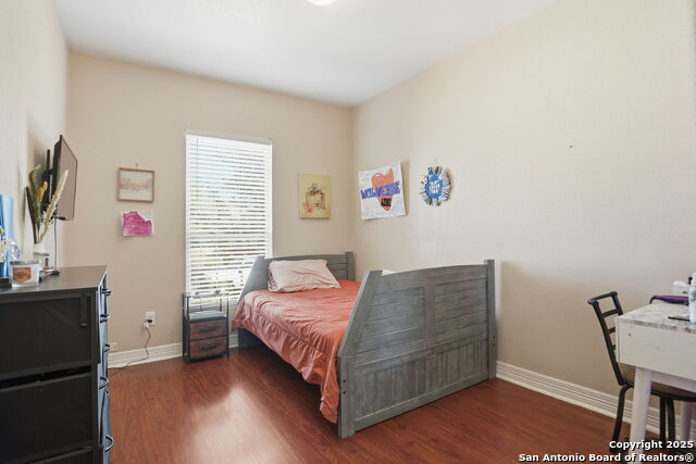 Image 18 of 22 For 9918 Fuchsia View