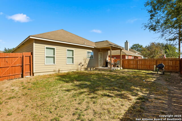 Image 21 of 22 For 9918 Fuchsia View