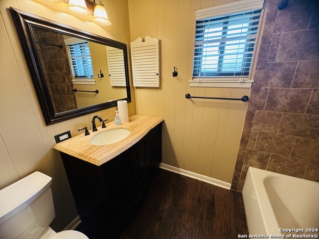 Image 22 of 48 For 440 Cedar Springs