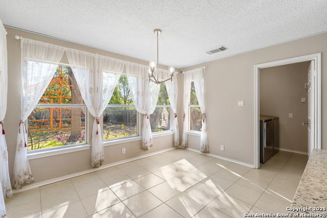 Image 16 of 36 For 6430 Maverick Trail Dr