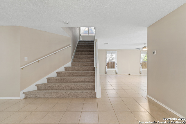 Image 19 of 36 For 6430 Maverick Trail Dr