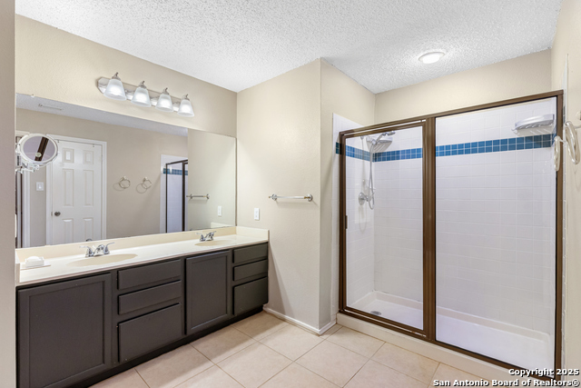 Image 26 of 36 For 6430 Maverick Trail Dr