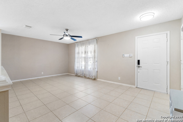 Image 5 of 36 For 6430 Maverick Trail Dr