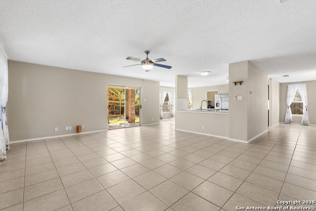 Image 9 of 36 For 6430 Maverick Trail Dr