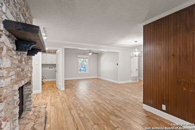 Image 10 of 32 For 6114 Forest Wood