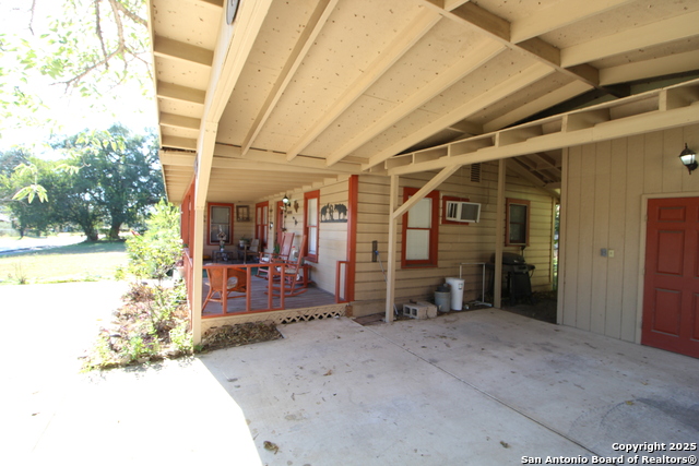 Image 9 of 27 For 19411 Somerset