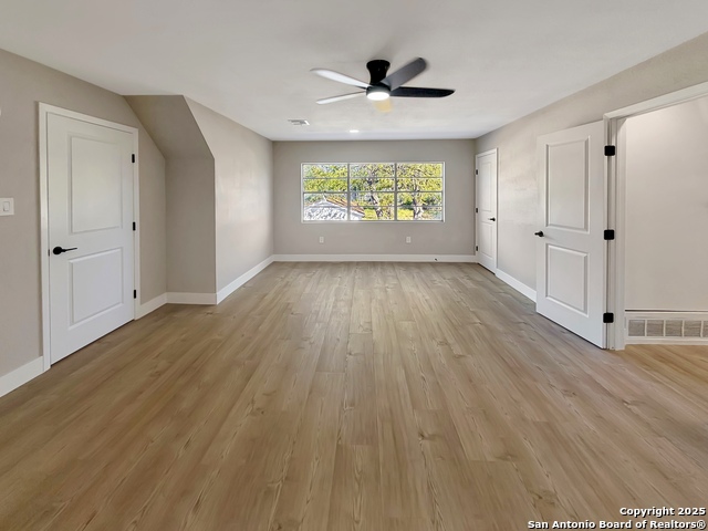 Image 21 of 41 For 351 Ave Maria