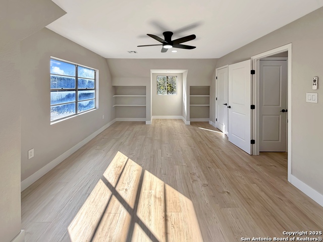 Image 26 of 41 For 351 Ave Maria