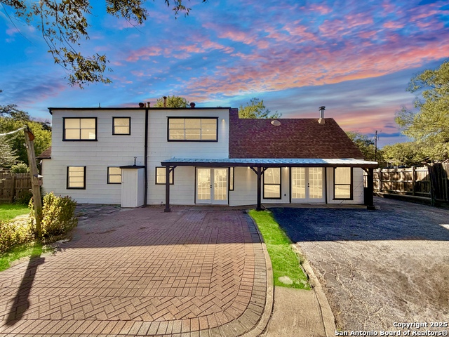 Image 27 of 41 For 351 Ave Maria