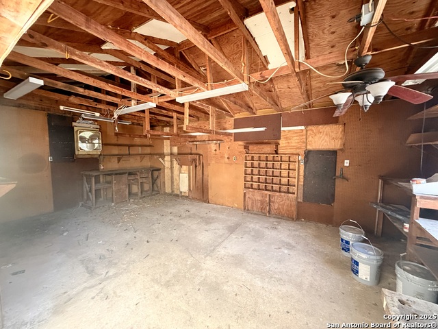 Image 36 of 41 For 351 Ave Maria