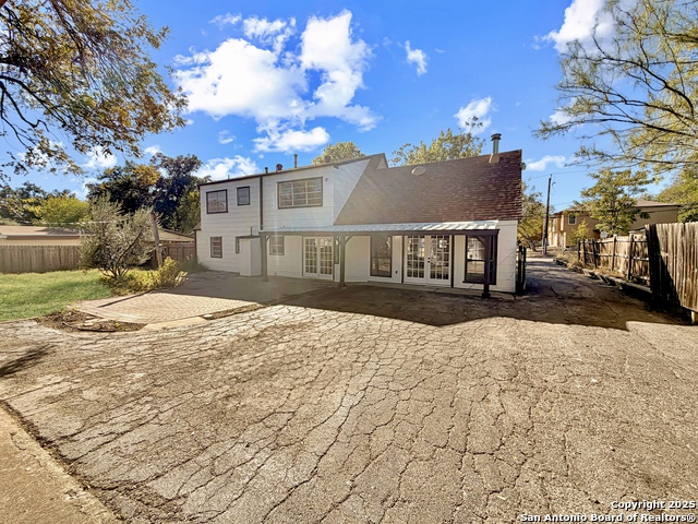 Image 38 of 41 For 351 Ave Maria