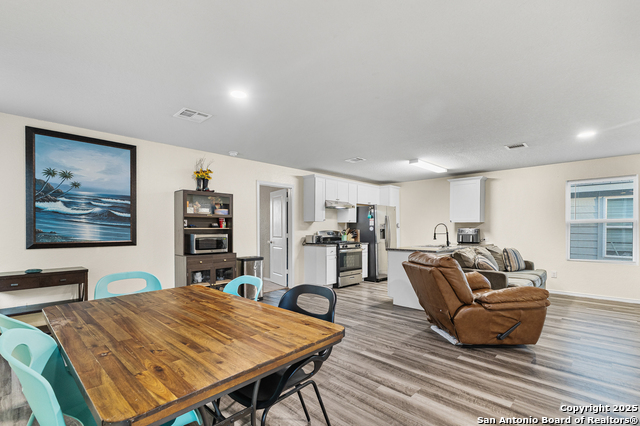 Image 2 of 39 For 7722 Nopalitos Cove