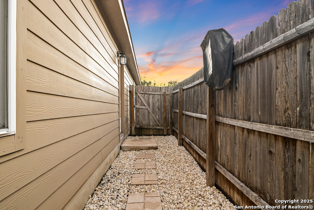 Image 28 of 39 For 7722 Nopalitos Cove