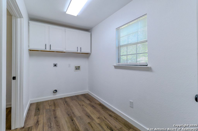 Image 13 of 32 For 1410 B Street