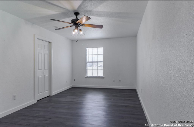 Image 14 of 32 For 1410 B Street