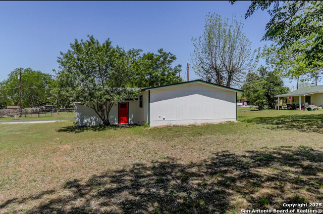 Image 27 of 32 For 1410 B Street