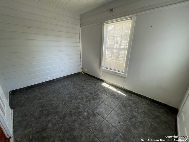 Image 10 of 19 For 126 Meredith Drive