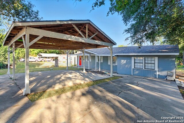 Image 33 of 39 For 232 Vista Dr