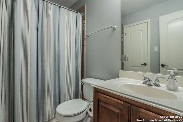 Listing photo id 23 for 23723 Morning Fog