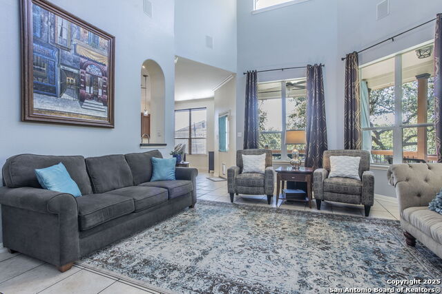 Listing photo id 3 for 23723 Morning Fog